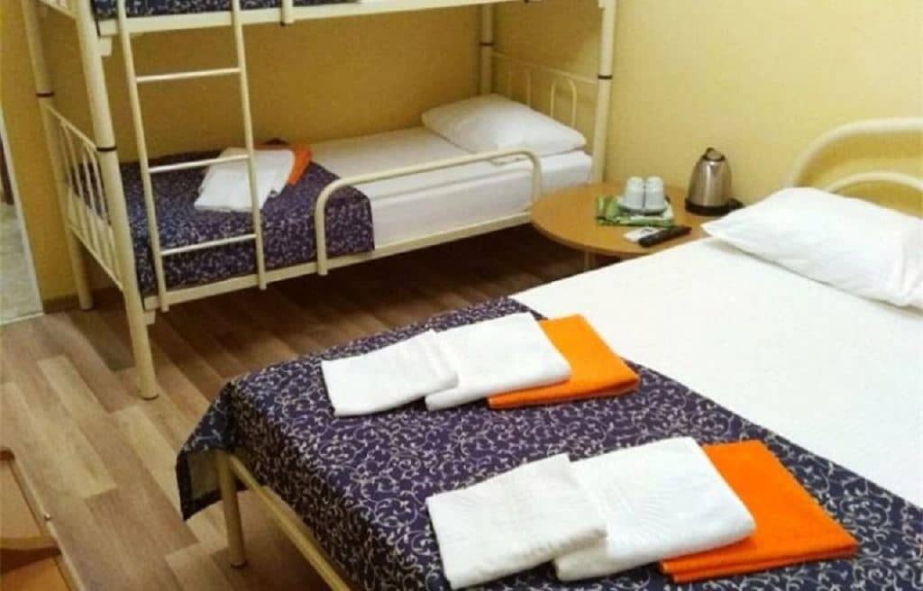 rooms-economy-standard-corner