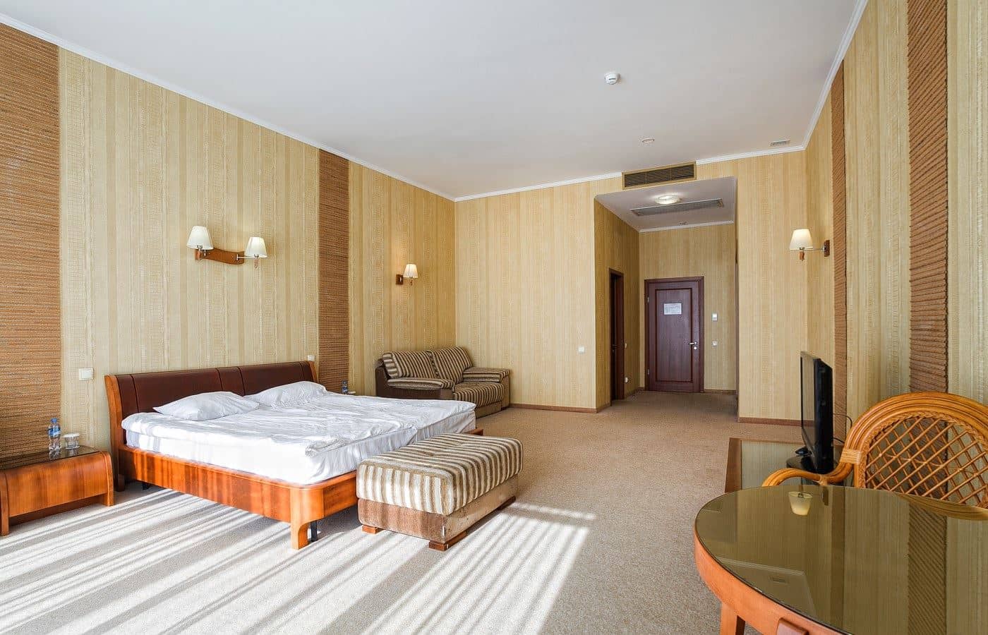 rooms-deluxe-dbl