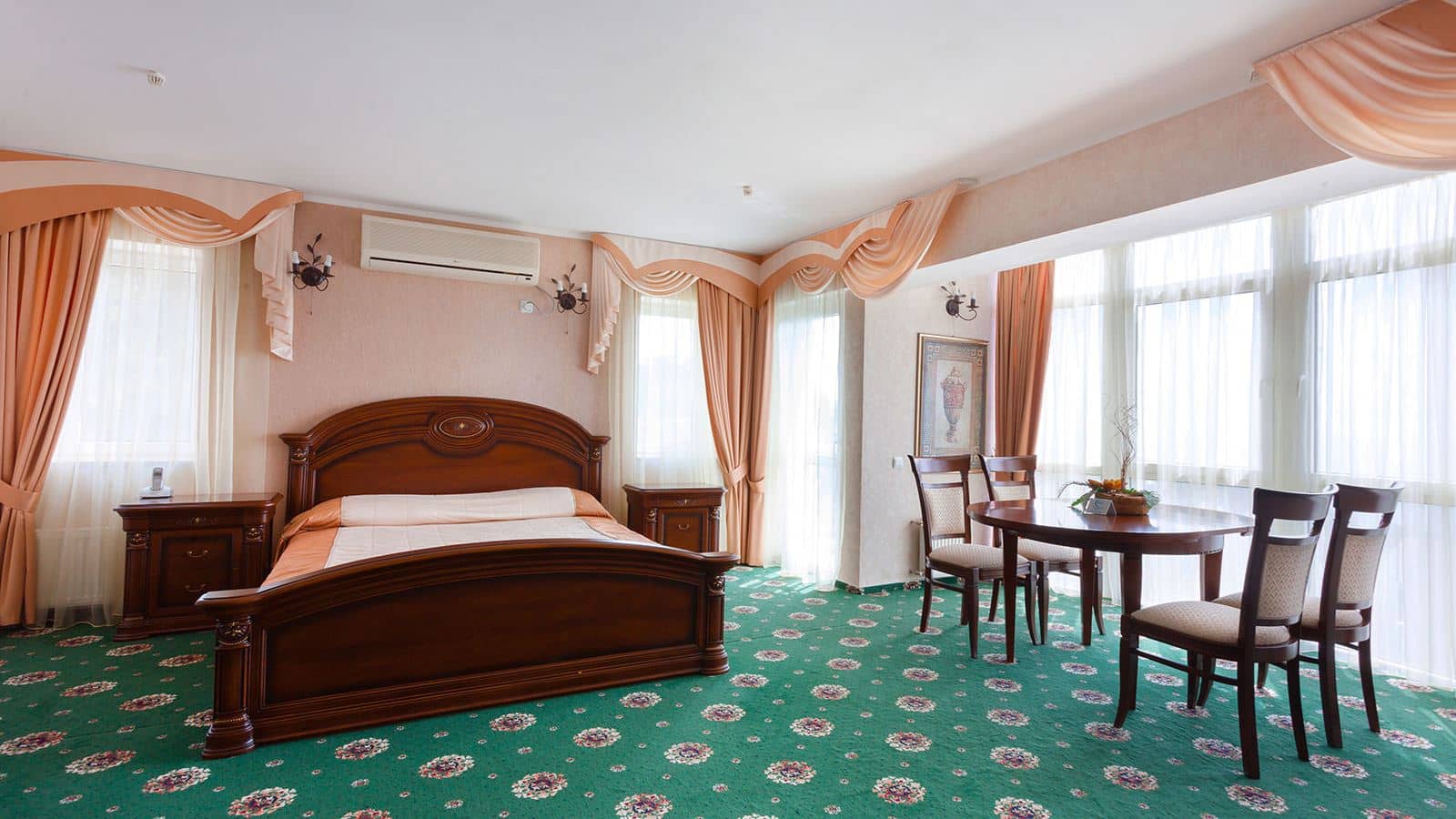 rooms-suite