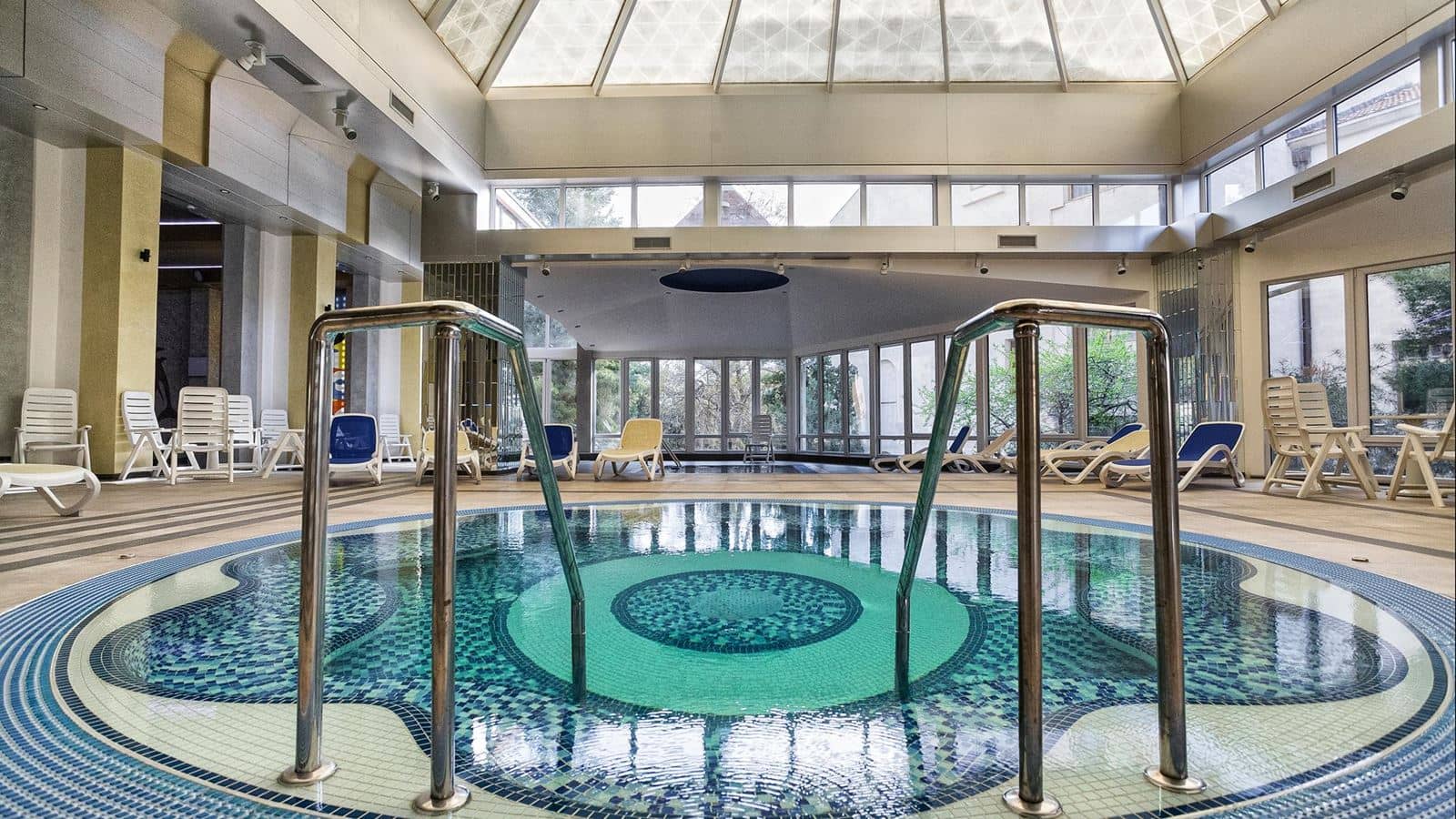 pools-indoor-pool