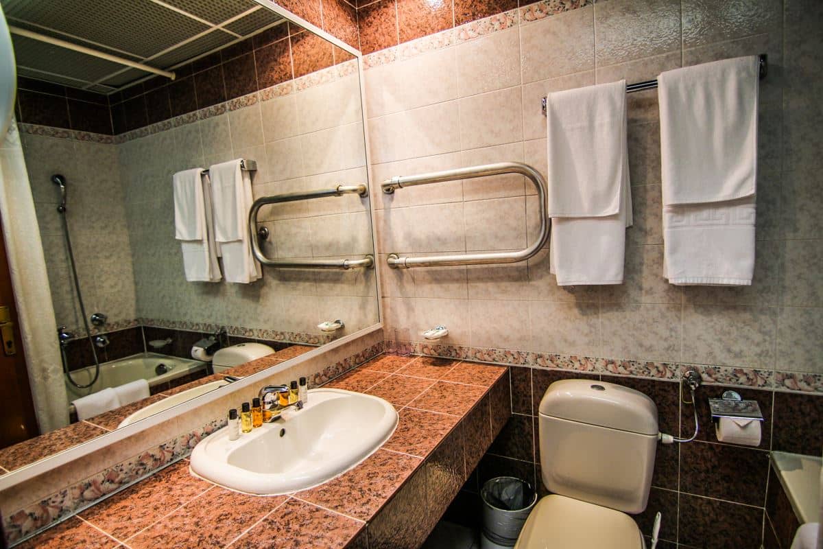 rooms-standard-building-3