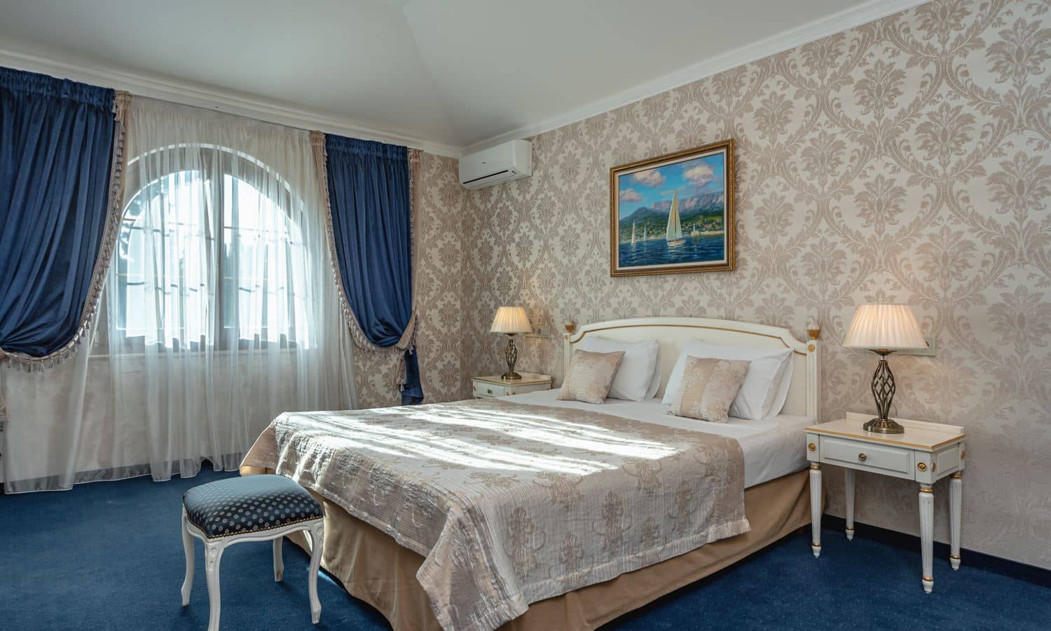 rooms-suite-2room+-building-1