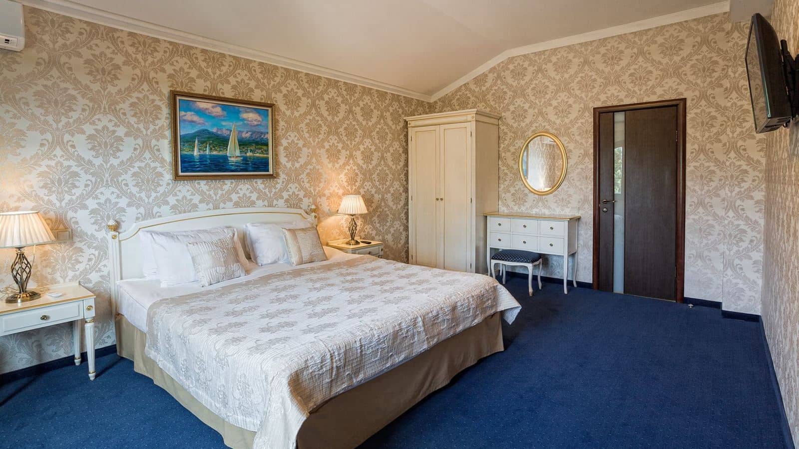 rooms-suite-2room+-building-1