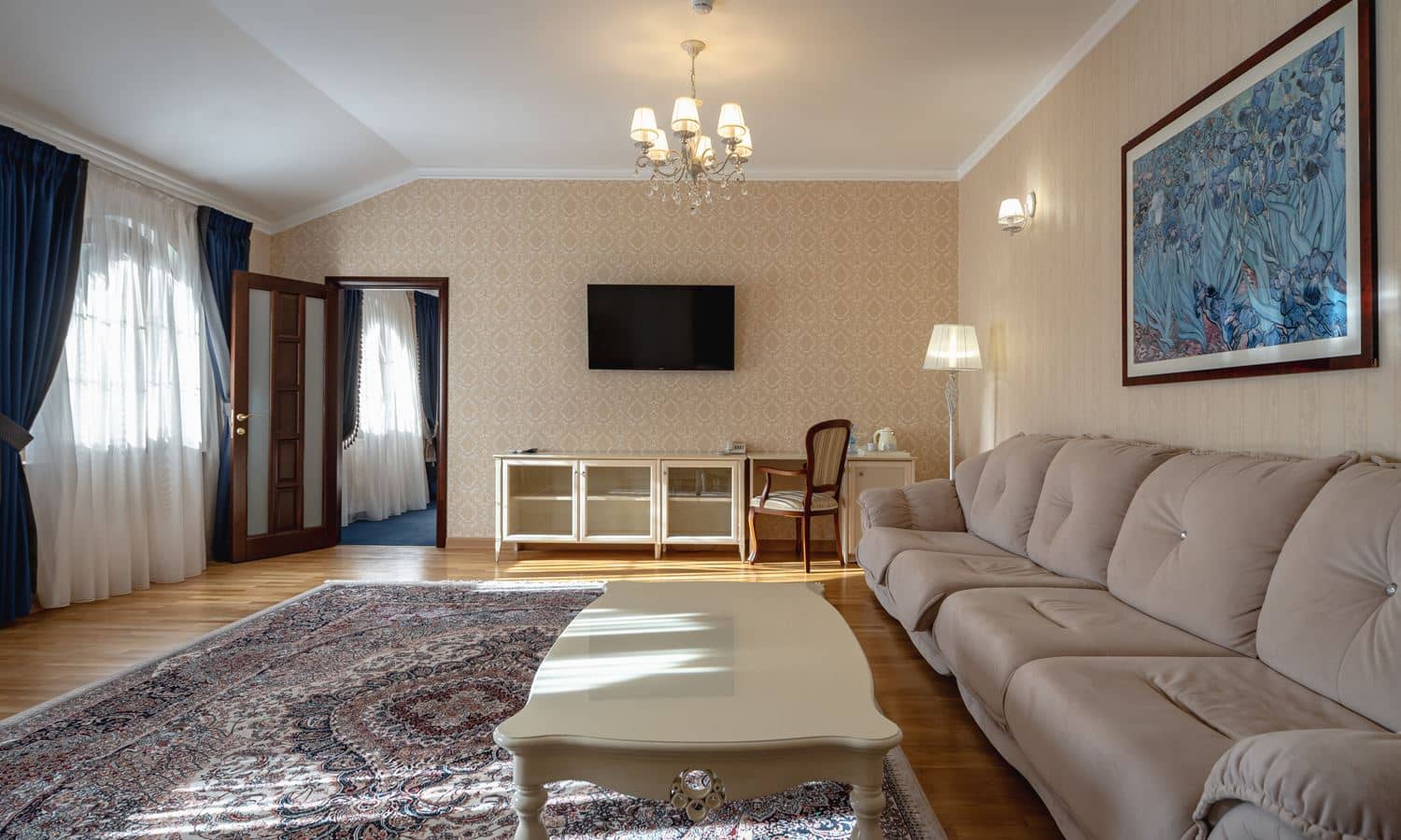 rooms-suite-2room+-building-1