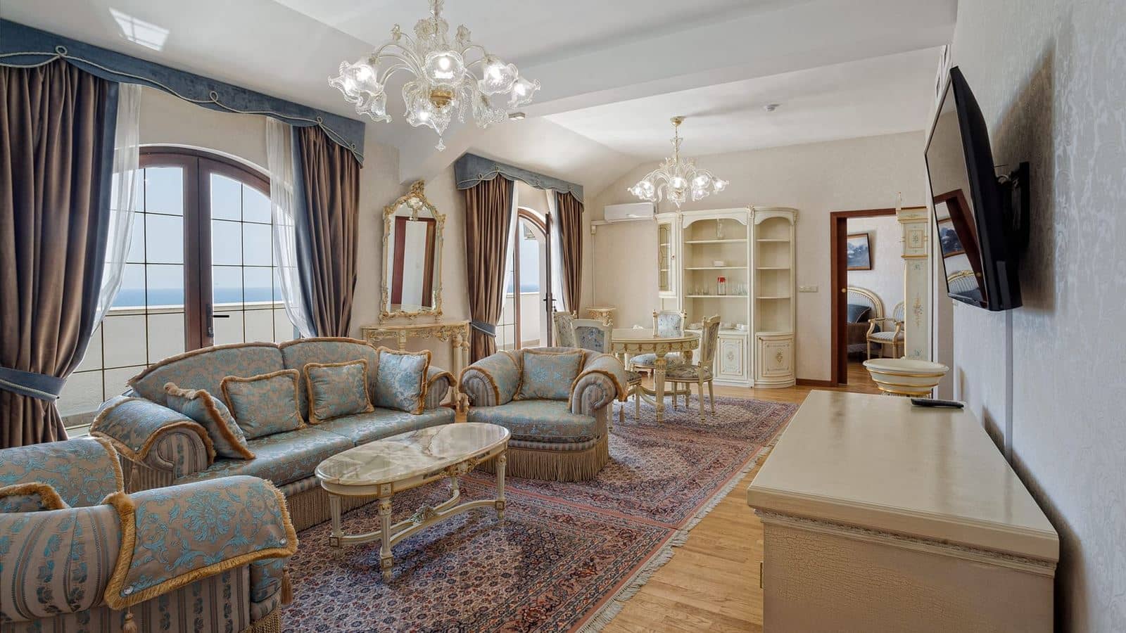 rooms-suite-vip-building-1