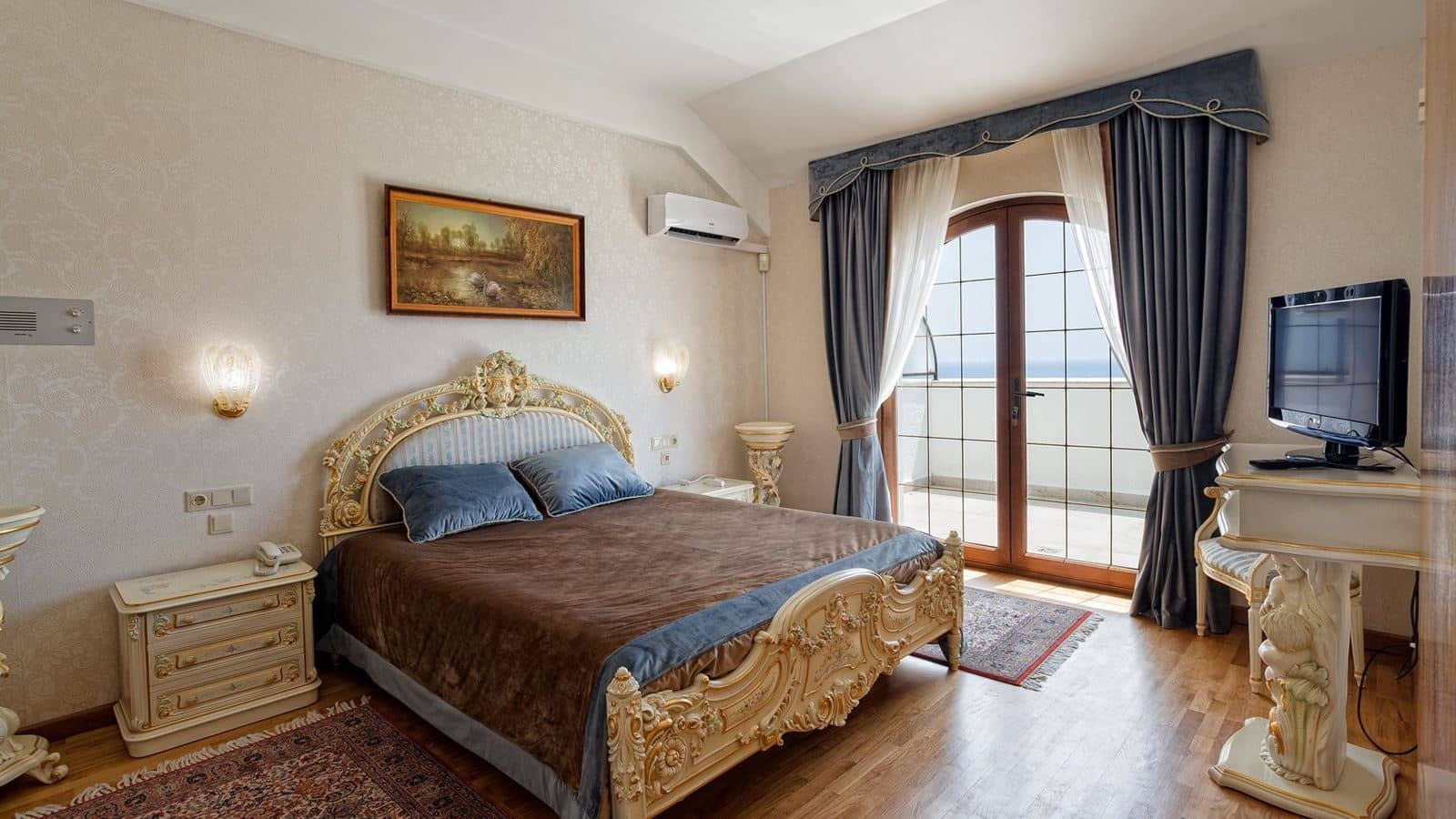 rooms-suite-vip-building-1