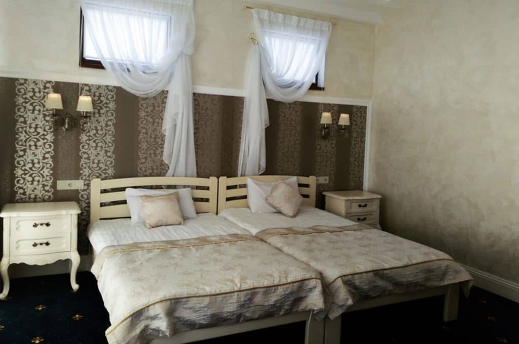 rooms-quad-standard-room