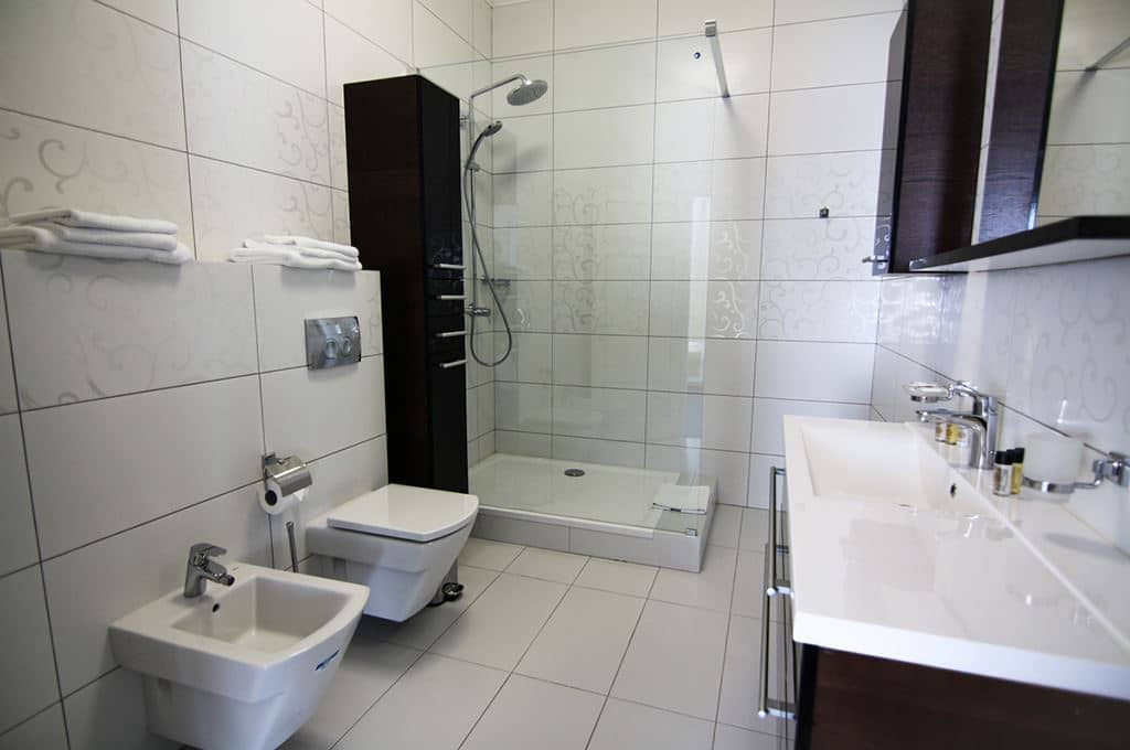 rooms-quad-standard-room