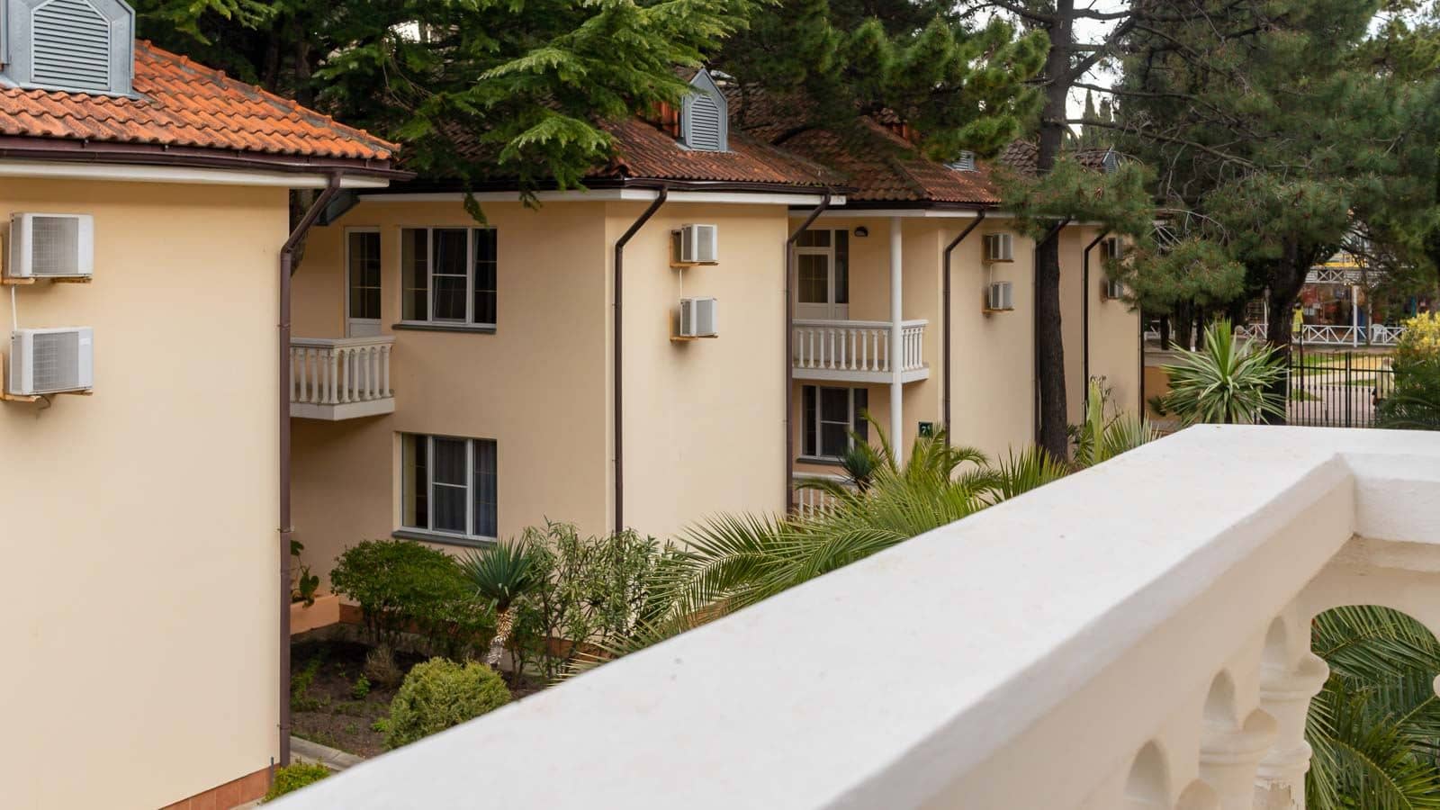 rooms-stanart-2-floor-balcony-sea-viea