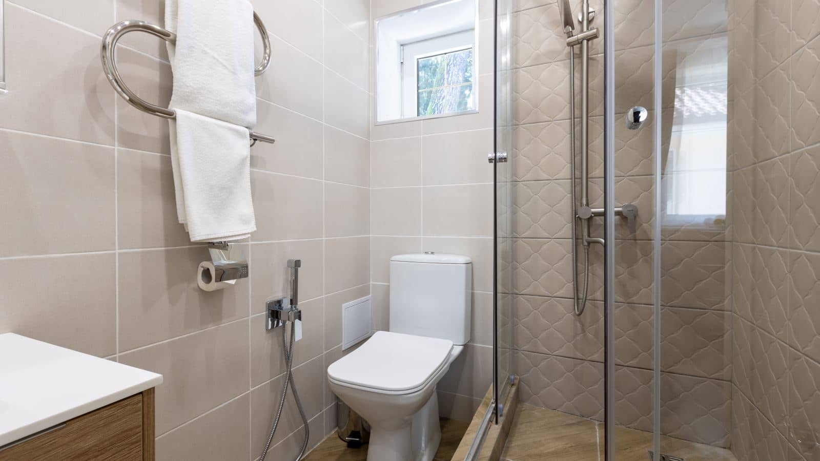 rooms-single-5-cottage-2-floor-balcony