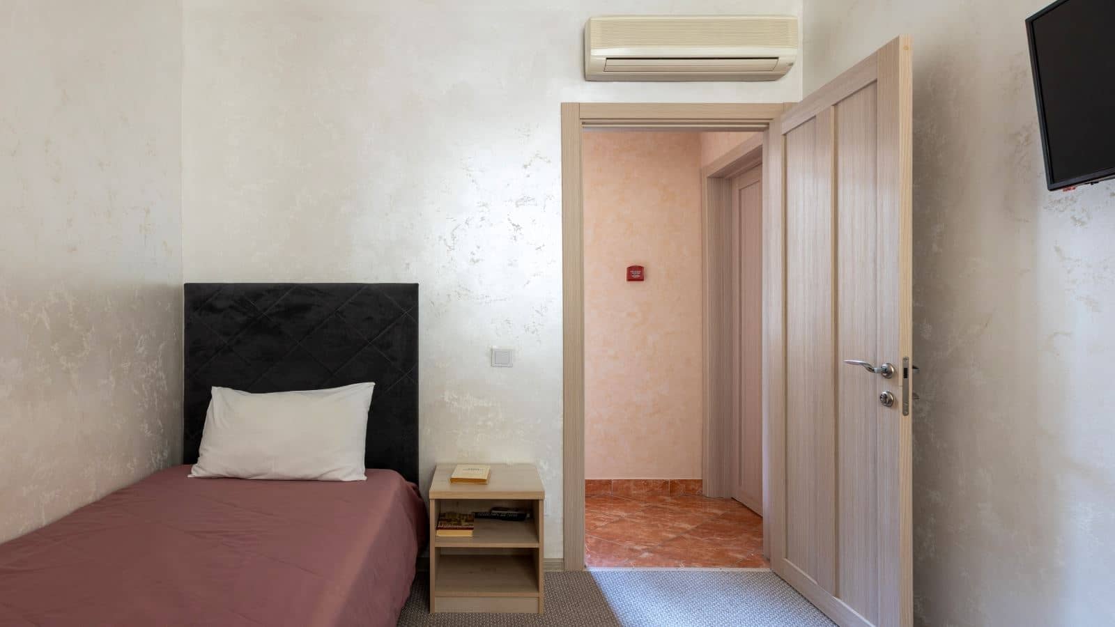 rooms-3-rooms-duplex-7-cottage-balcony