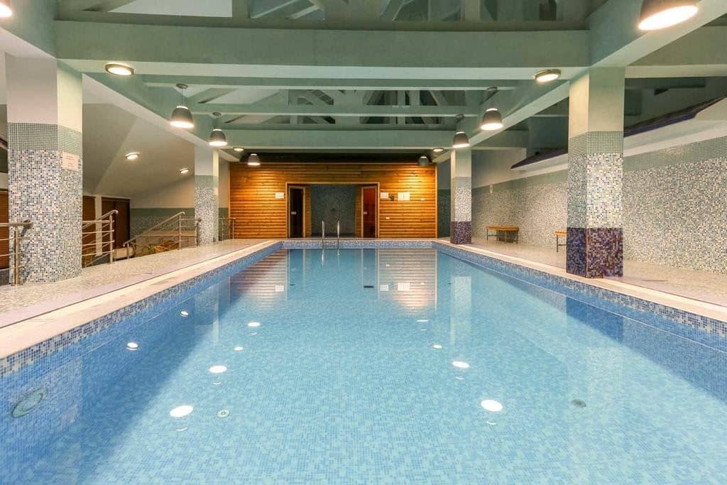 pools-indoor-pool