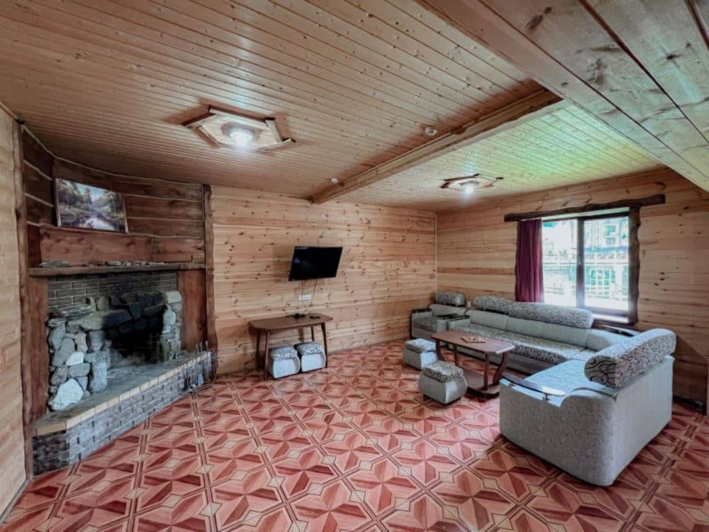 rooms-4-mest-apart-kamin