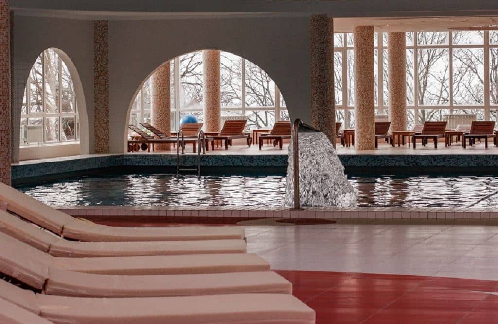 pools-indoor-pool
