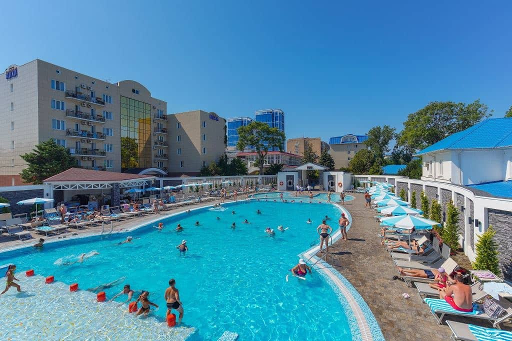 pools-outdoor-pool
