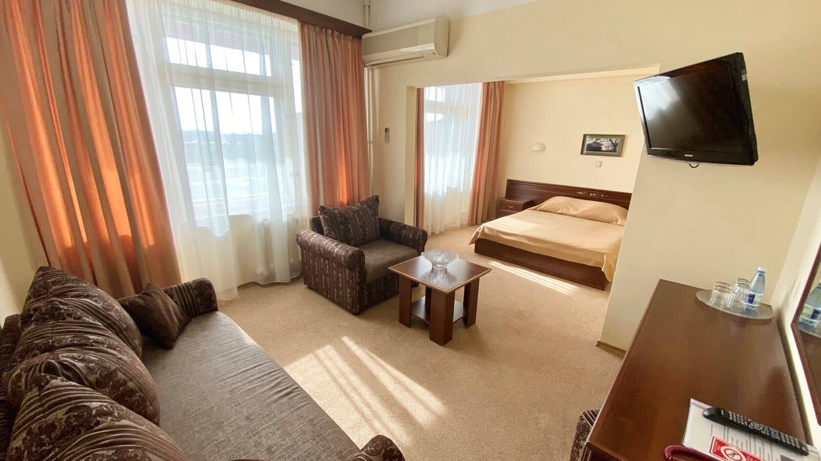 rooms-room-superior