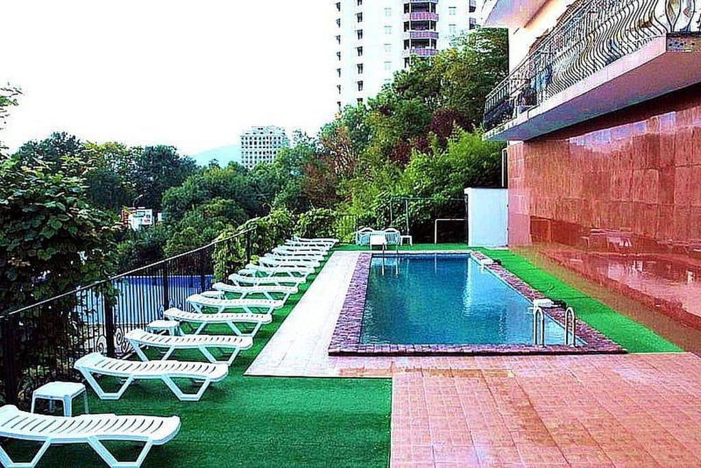 pools-outdoor-pool