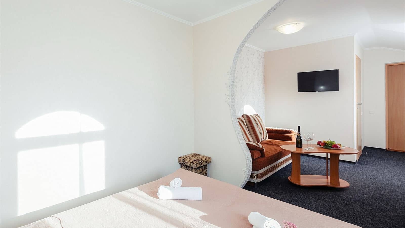 rooms-room-superior
