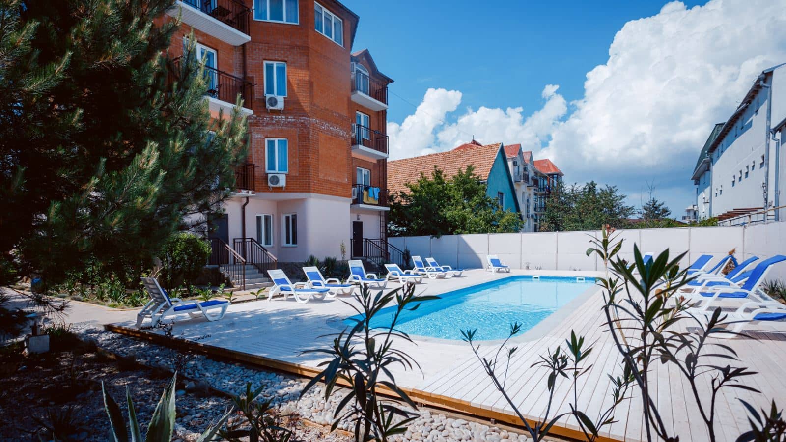 pools-outdoor-pool