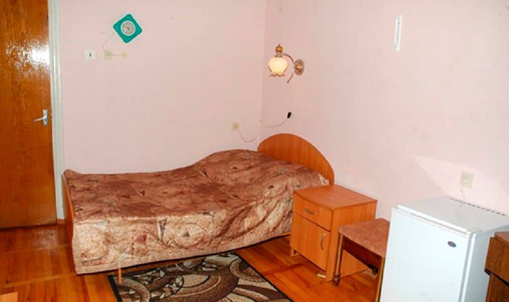 rooms-1местн-3-кат-с-удобствами-на-этаже