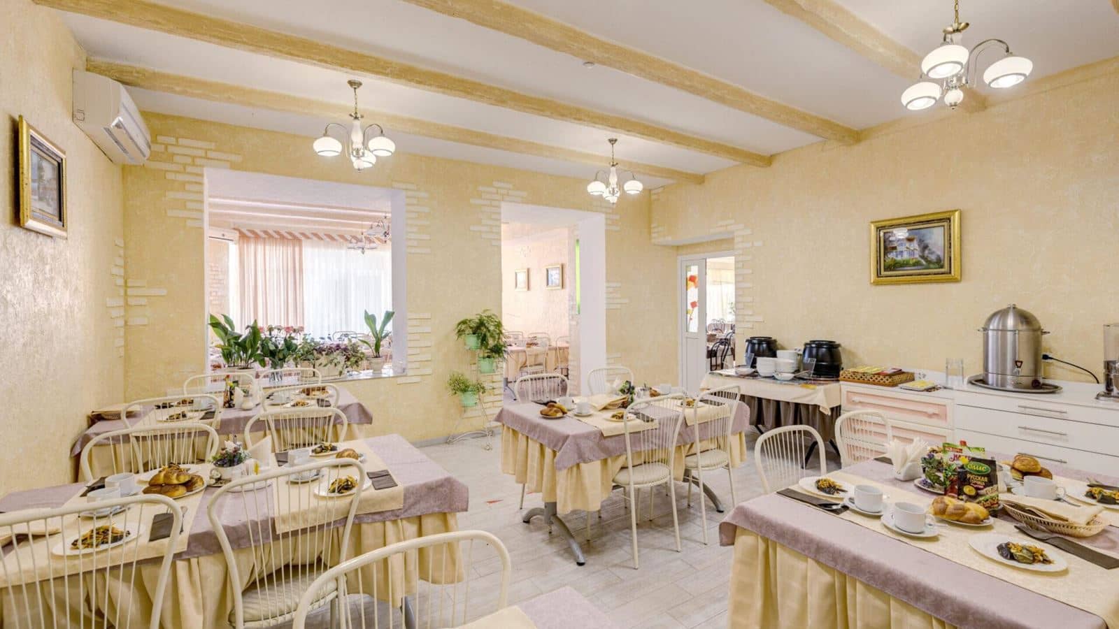restaurants-столовая-ресторанного-типа