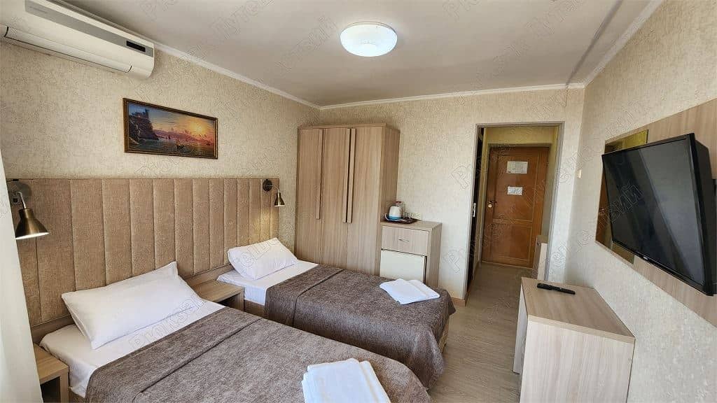 rooms-room-standart-tupea