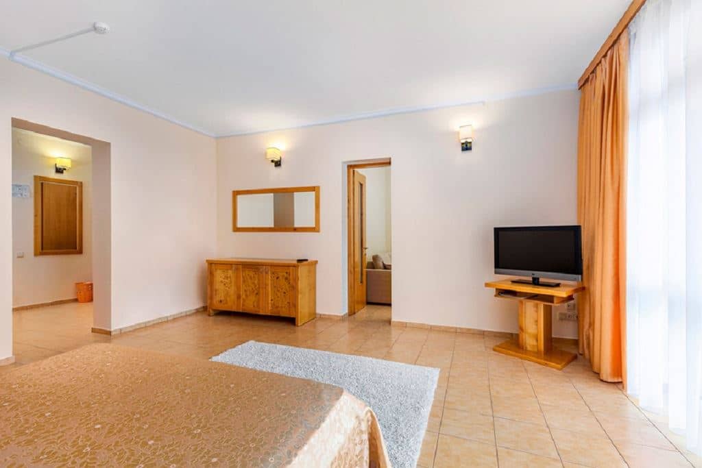 rooms-luxe-2-room