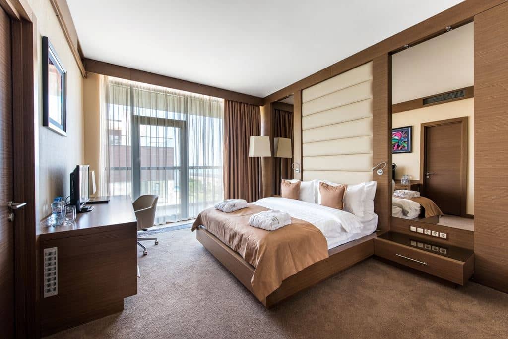 rooms-superior-side-sea-view