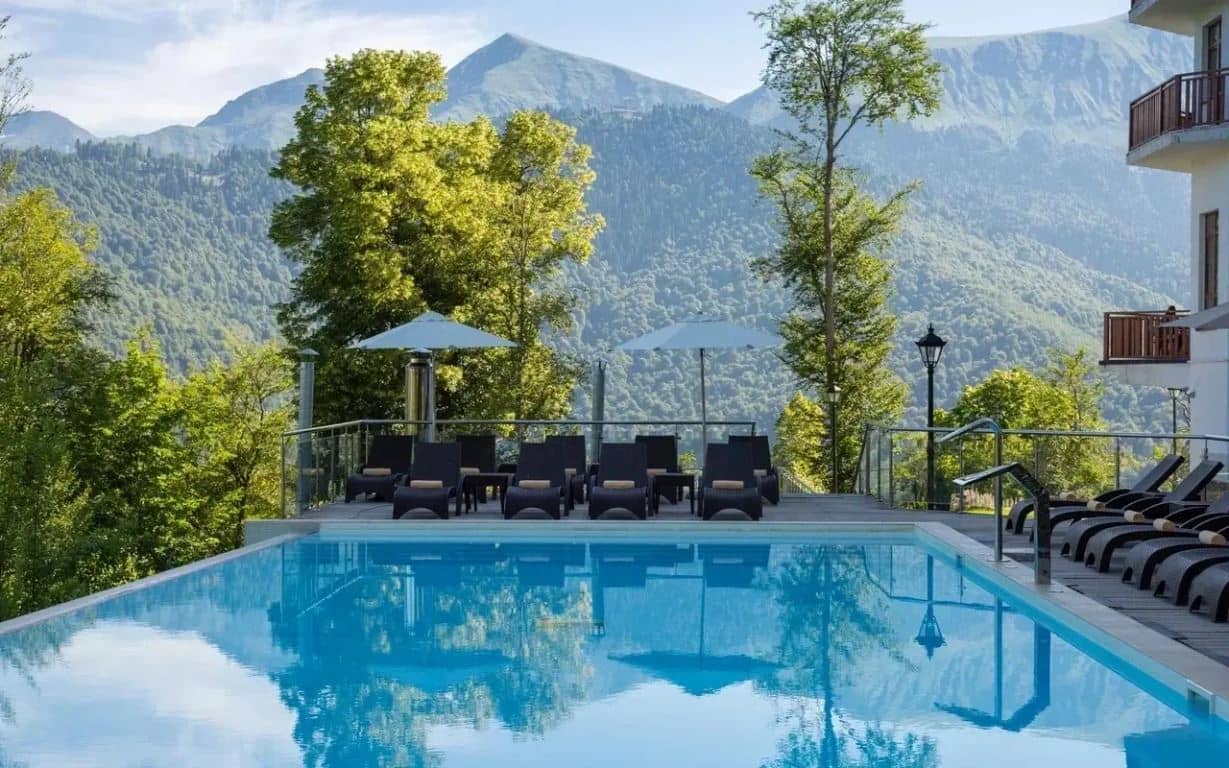 pools-outdoor-pool