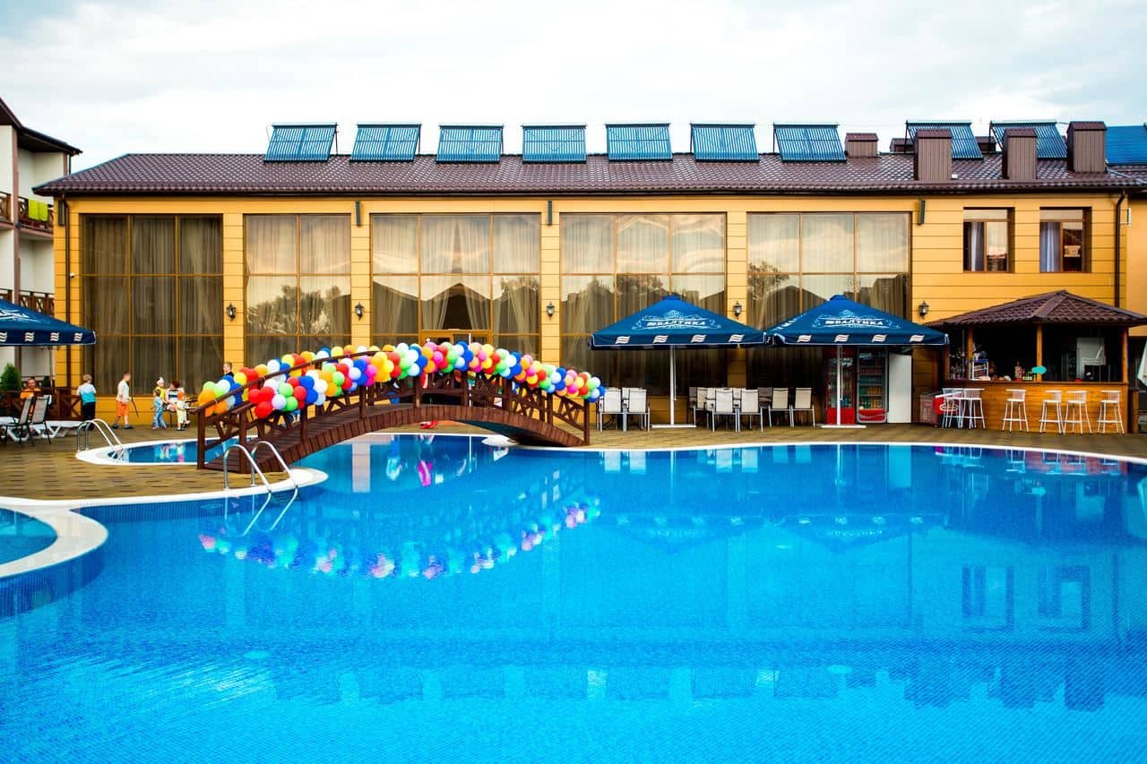 pools-outdoor-pool