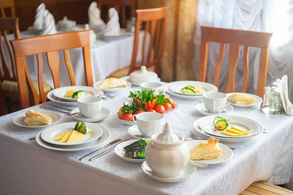 restaurants-obedennyi-zal