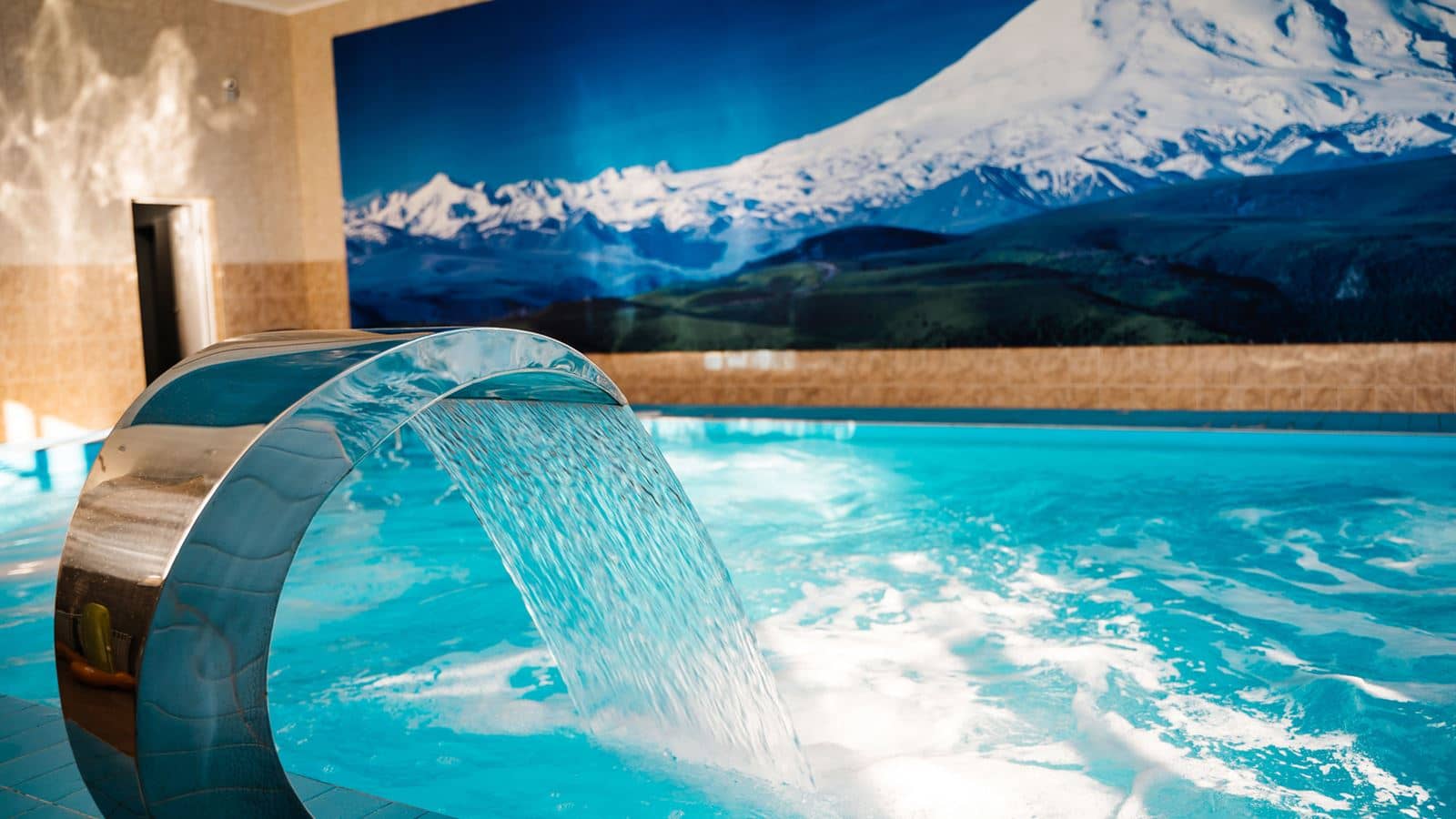 pools-indoor-pool