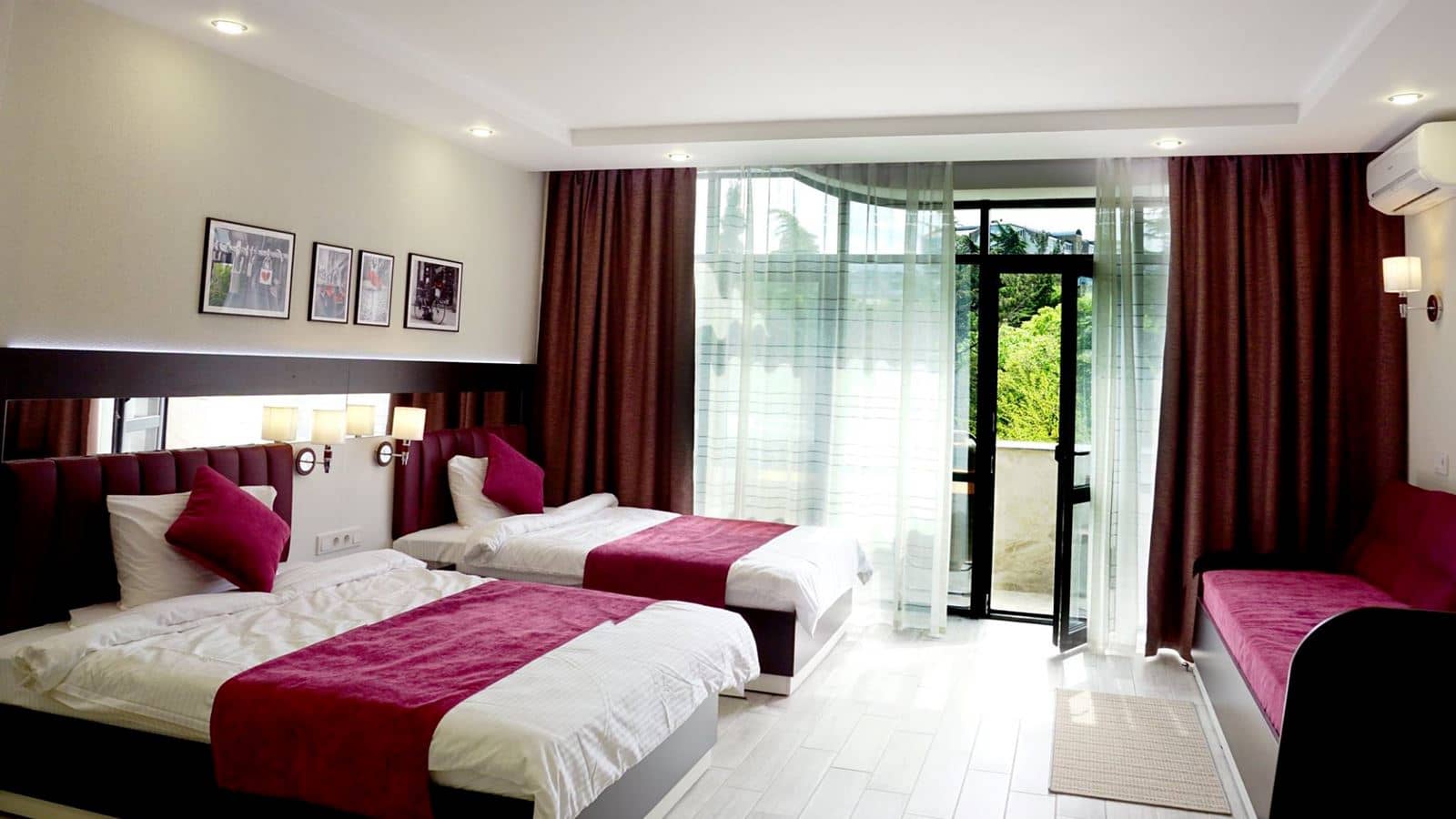 rooms-room-triple