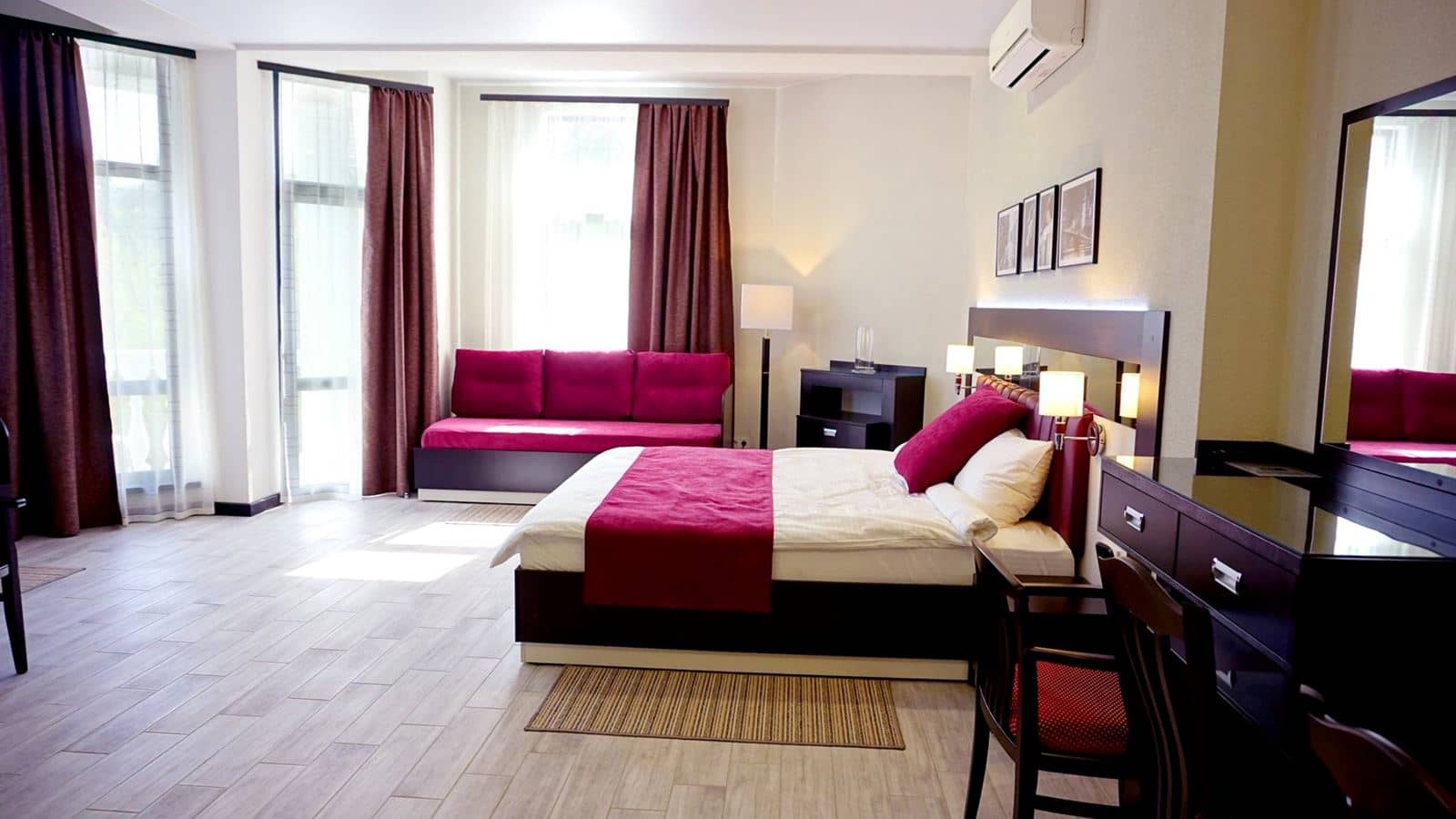 rooms-studio-+