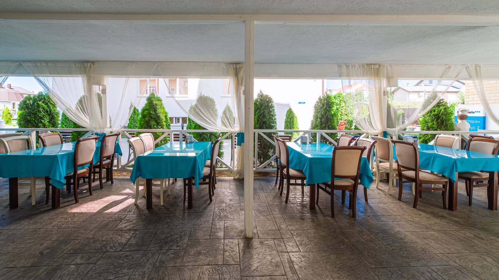 restaurants-restoran