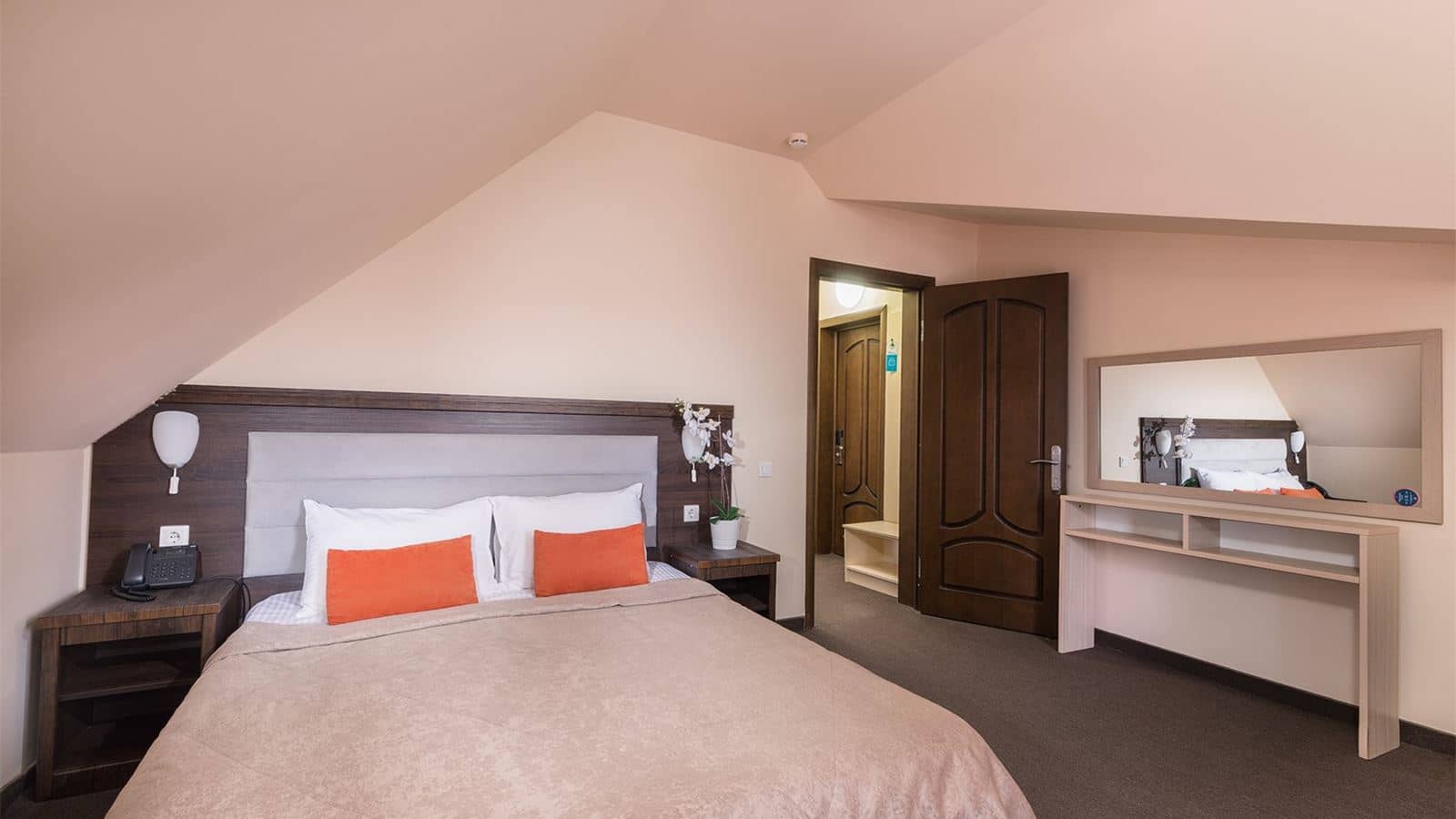 rooms-superior-mansard