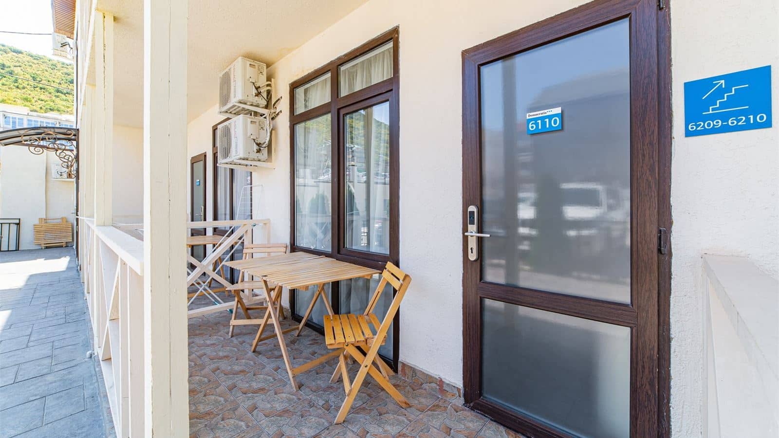 rooms-superior-with-private-terrace
