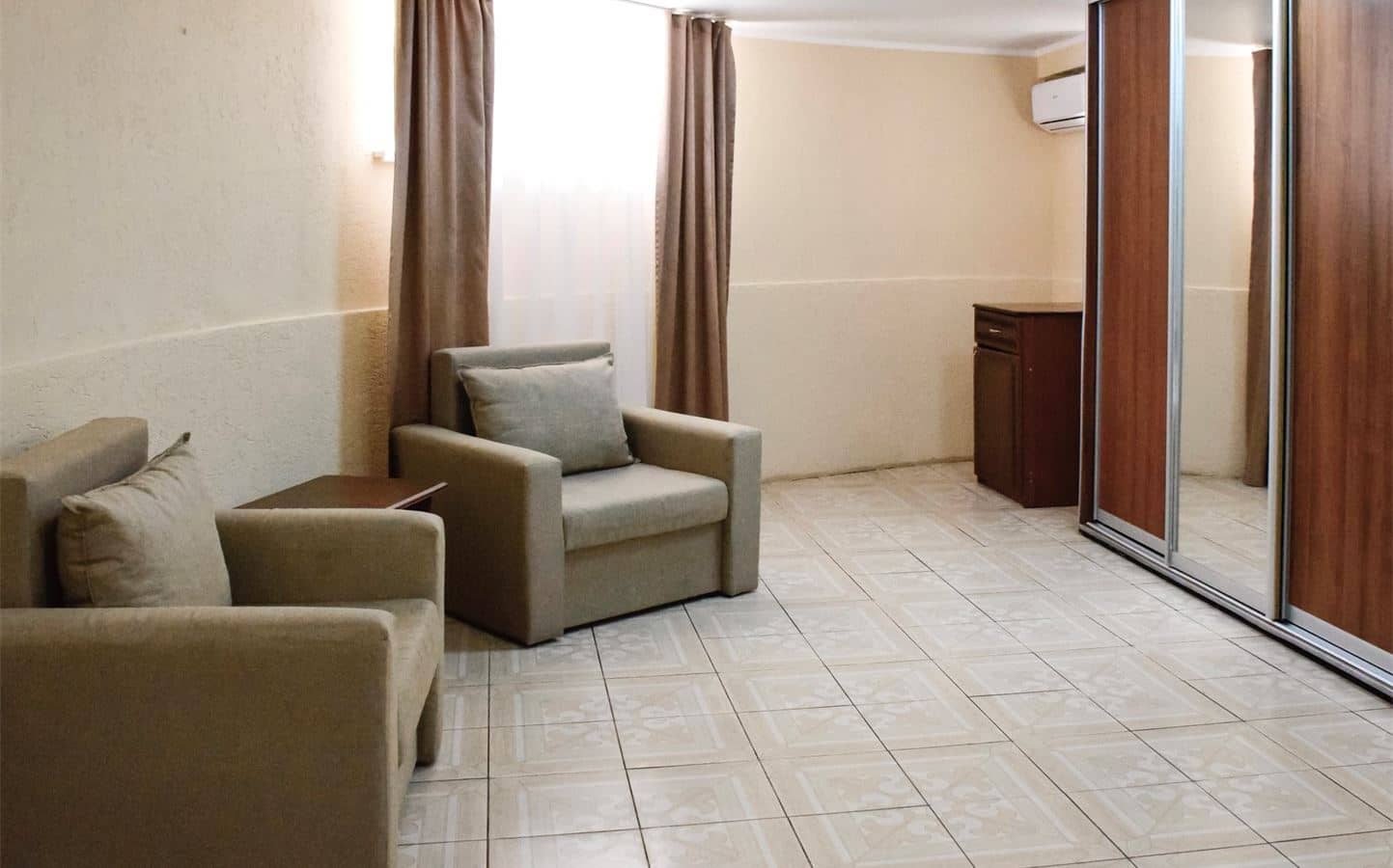 rooms-superior+-ground-floor