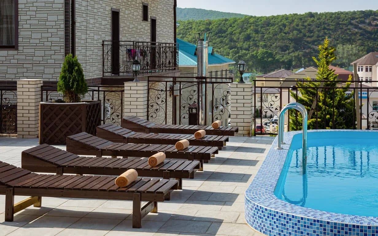 pools-outdoor-pool