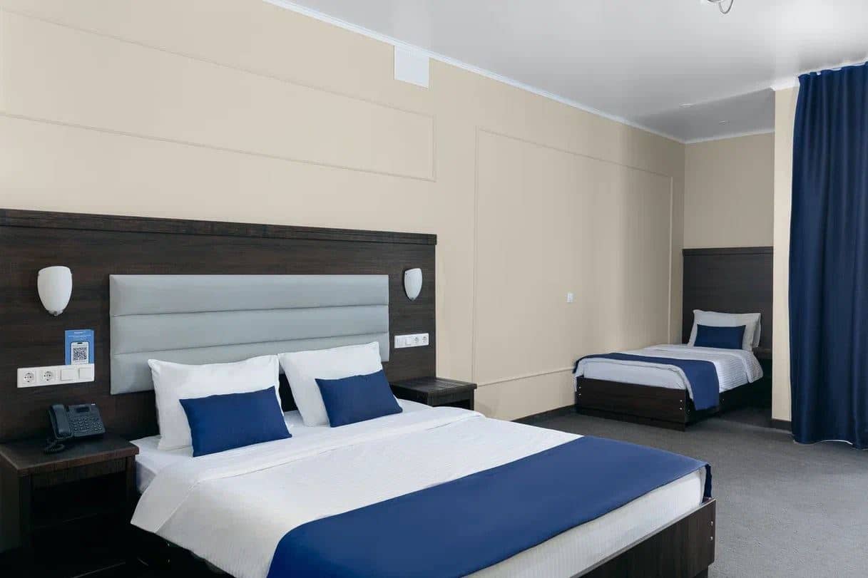 rooms-superior+-with-balcony