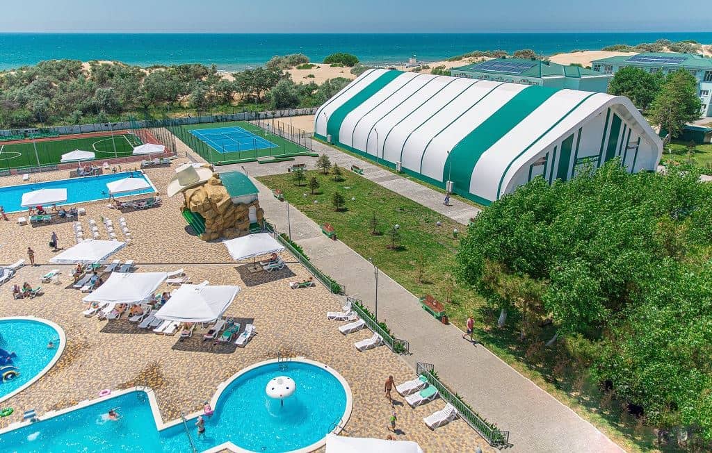 pools-outdoor-pool