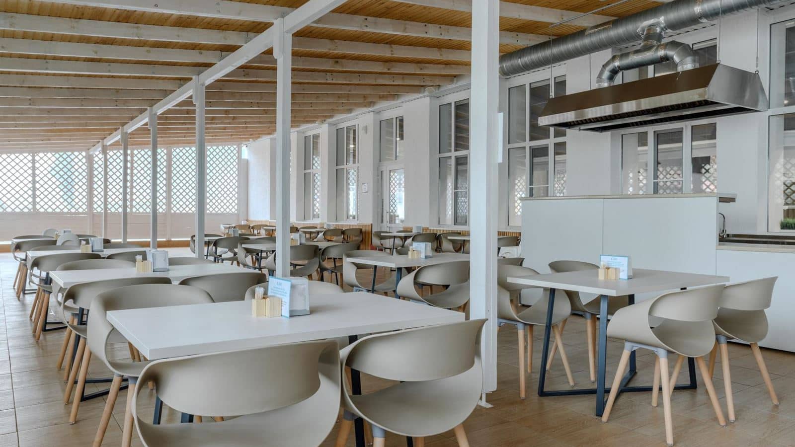 restaurants-osnovnoii-restoran