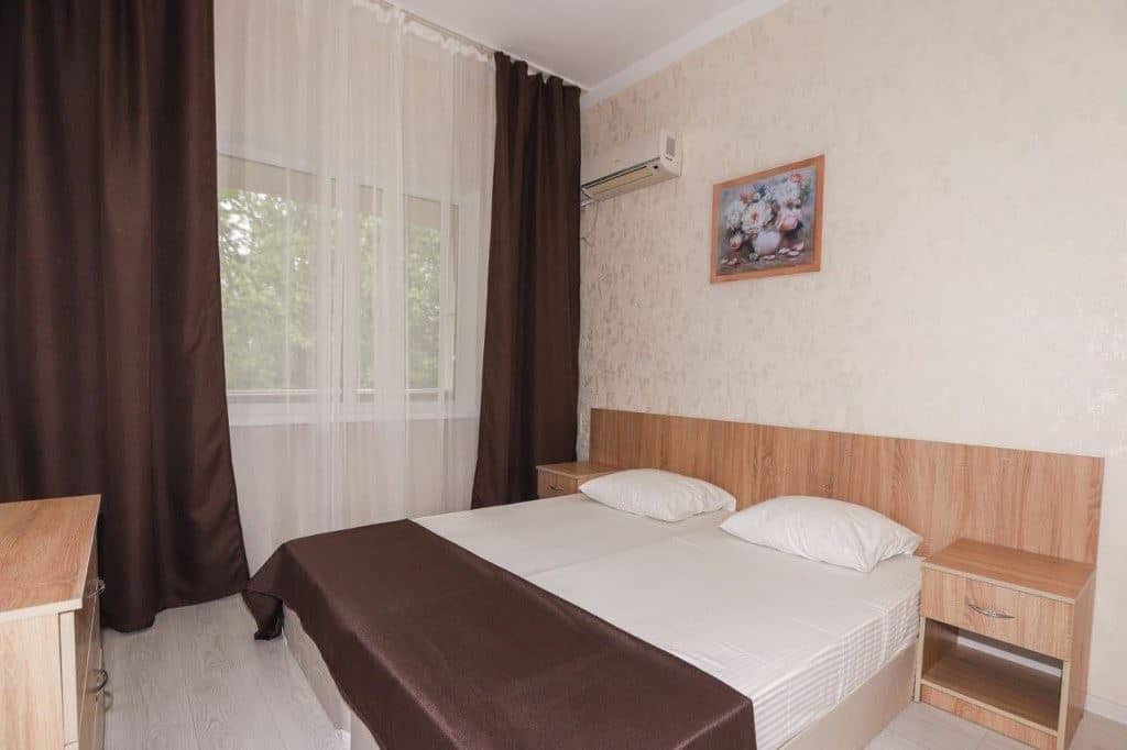 rooms-2-rooms