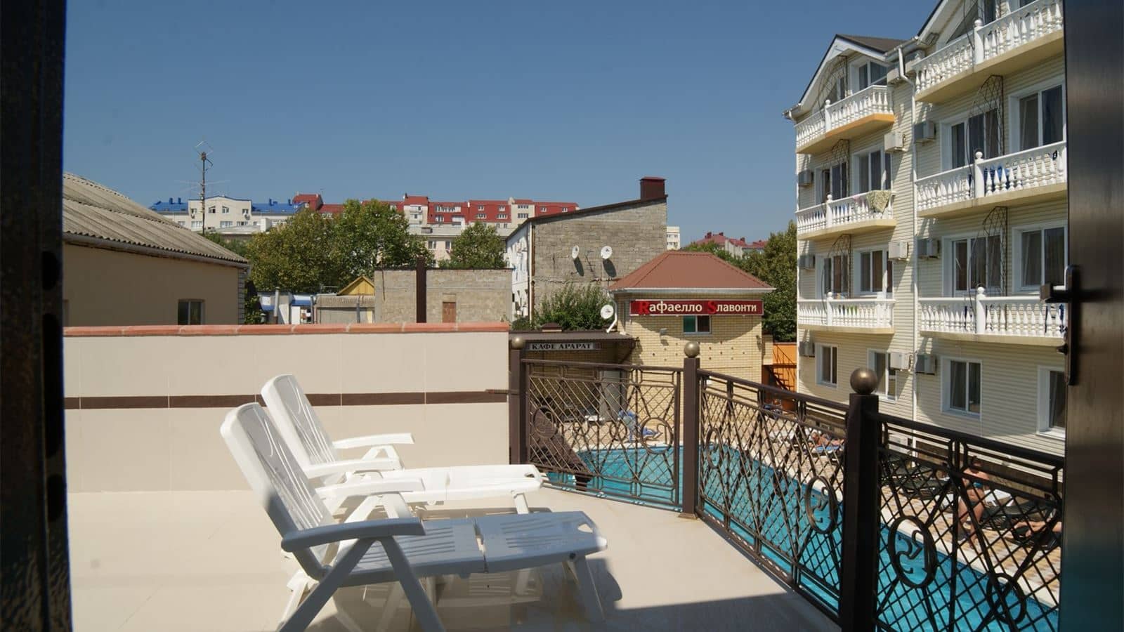 rooms-vip-twostorey-cottage-with-sauna-and-terrace