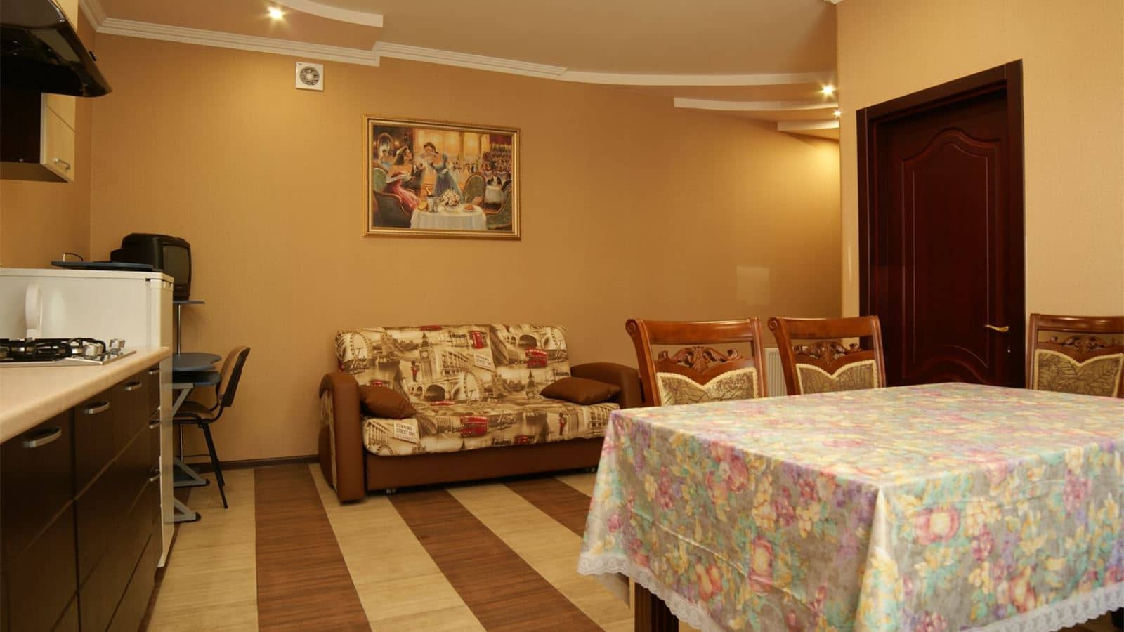 rooms-vip-twostorey-cottage-with-kitchen