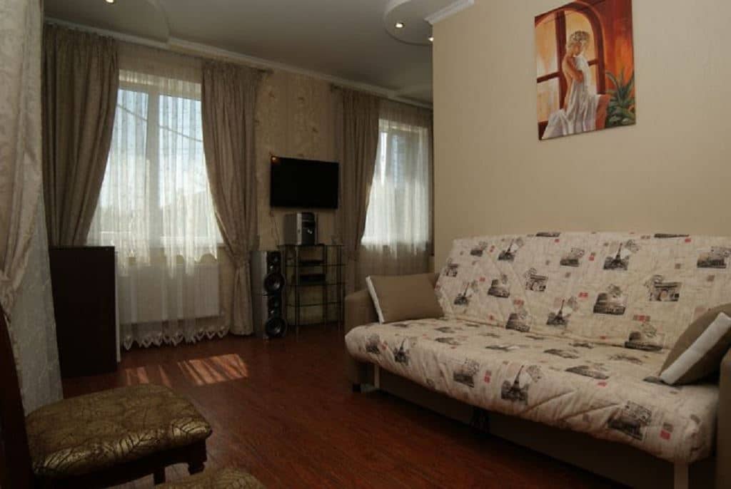 rooms-vip-twostorey-cottage-with-kitchen