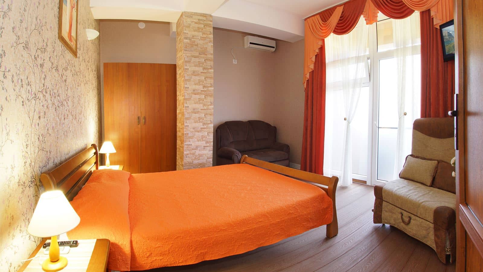 rooms-2-bedroom-standard-chalet