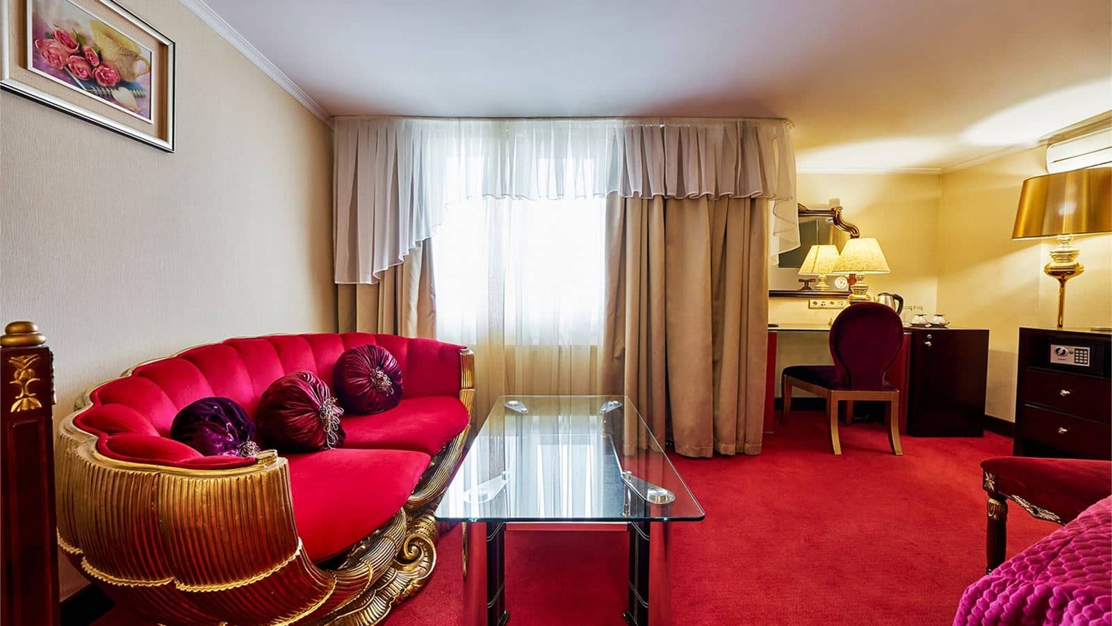 rooms-делюкс-с-кроватью-размера-king-size