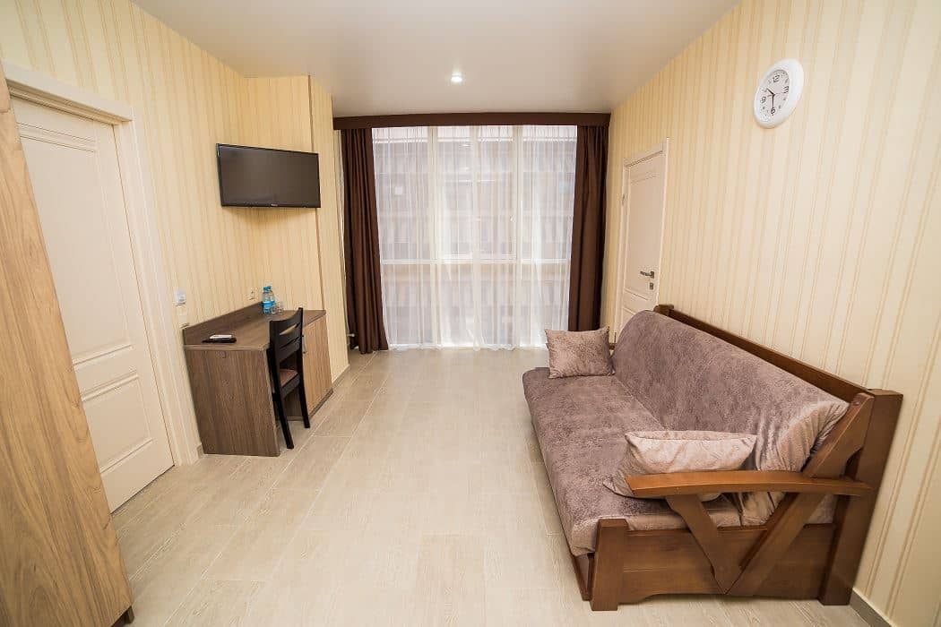 rooms-family-room