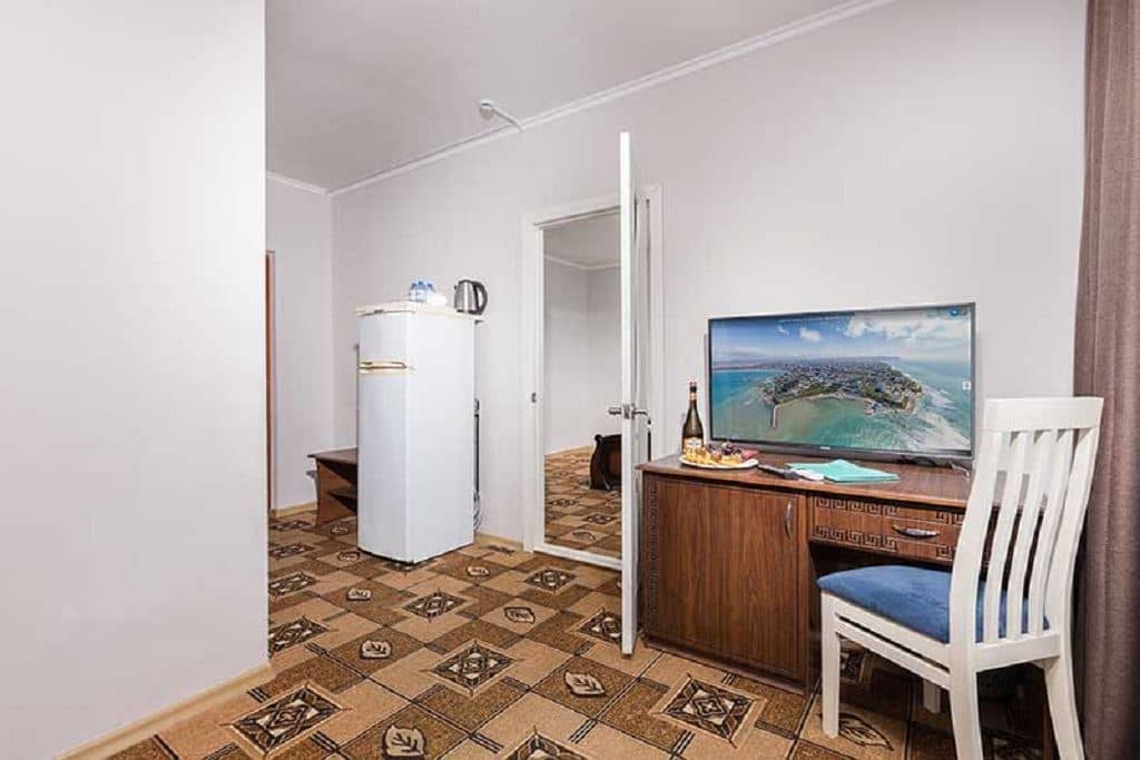 rooms-room-family-balcony